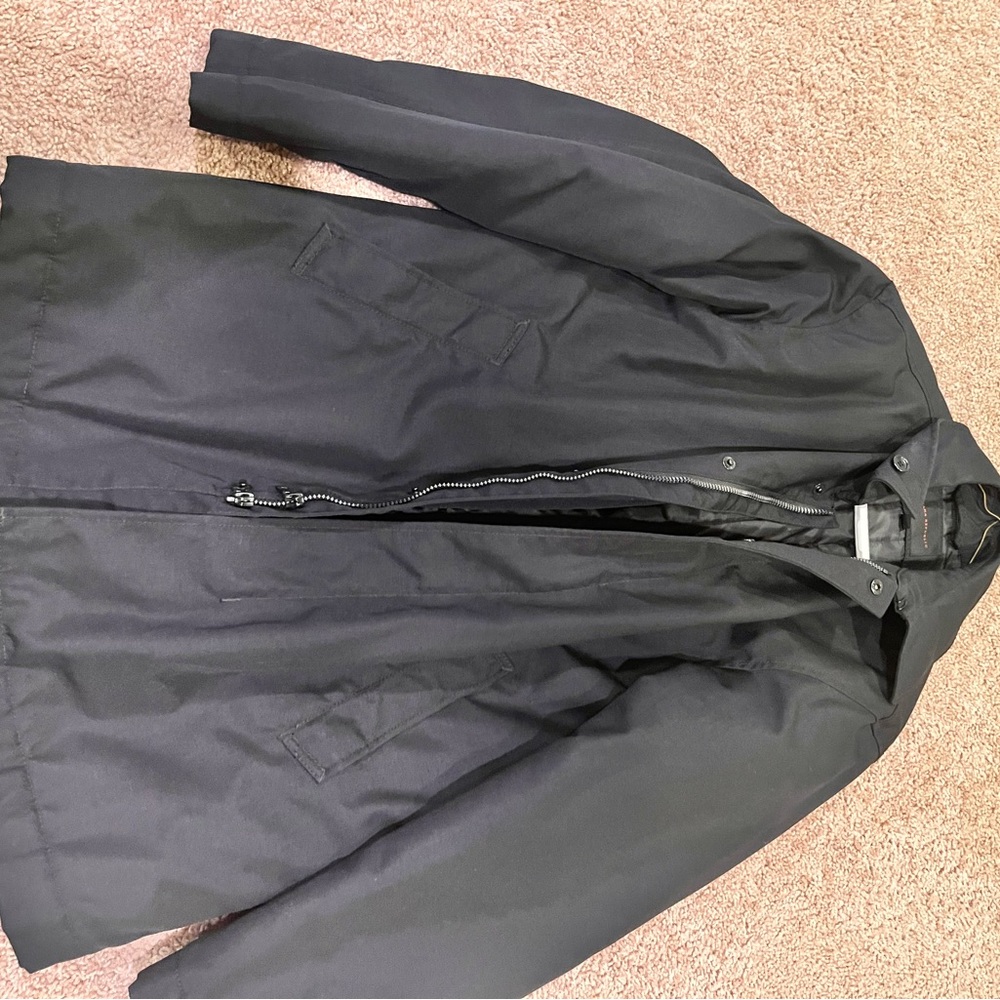Black Banana Republic semi casual/dress jacket. Large, hardly worn